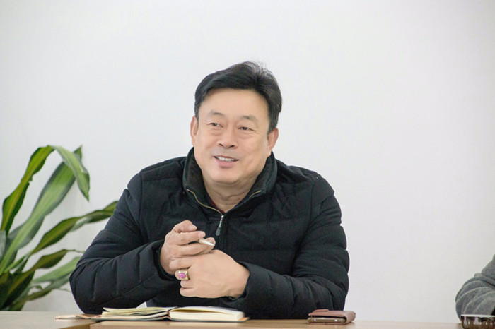 IMG_0490_1_Portrait+.jpg IMG_0490_1_Portrait+.jpg